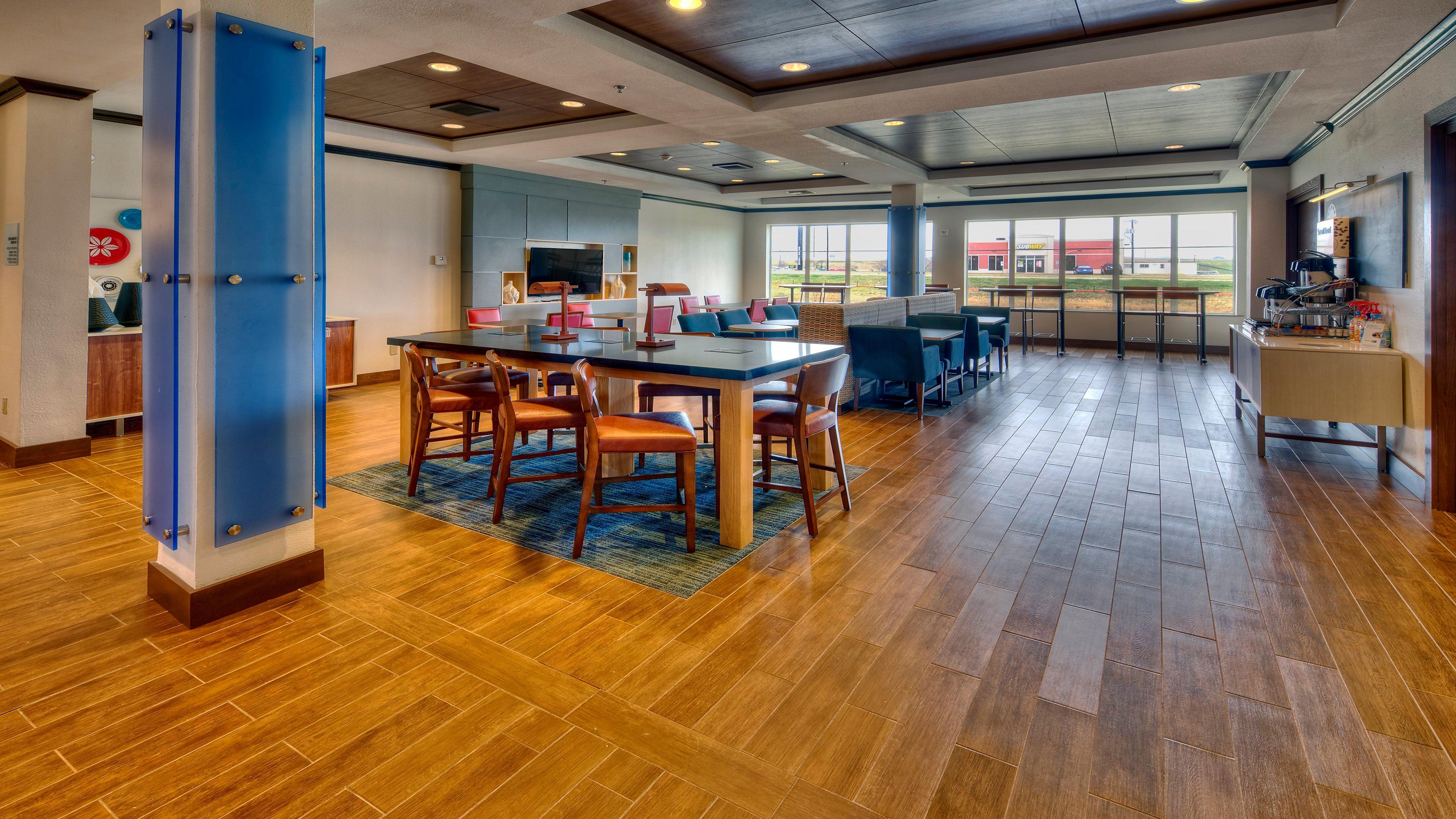 Holiday Inn Express Hotel And Suites Corsicana I-45 By Ihg Exteriör bild