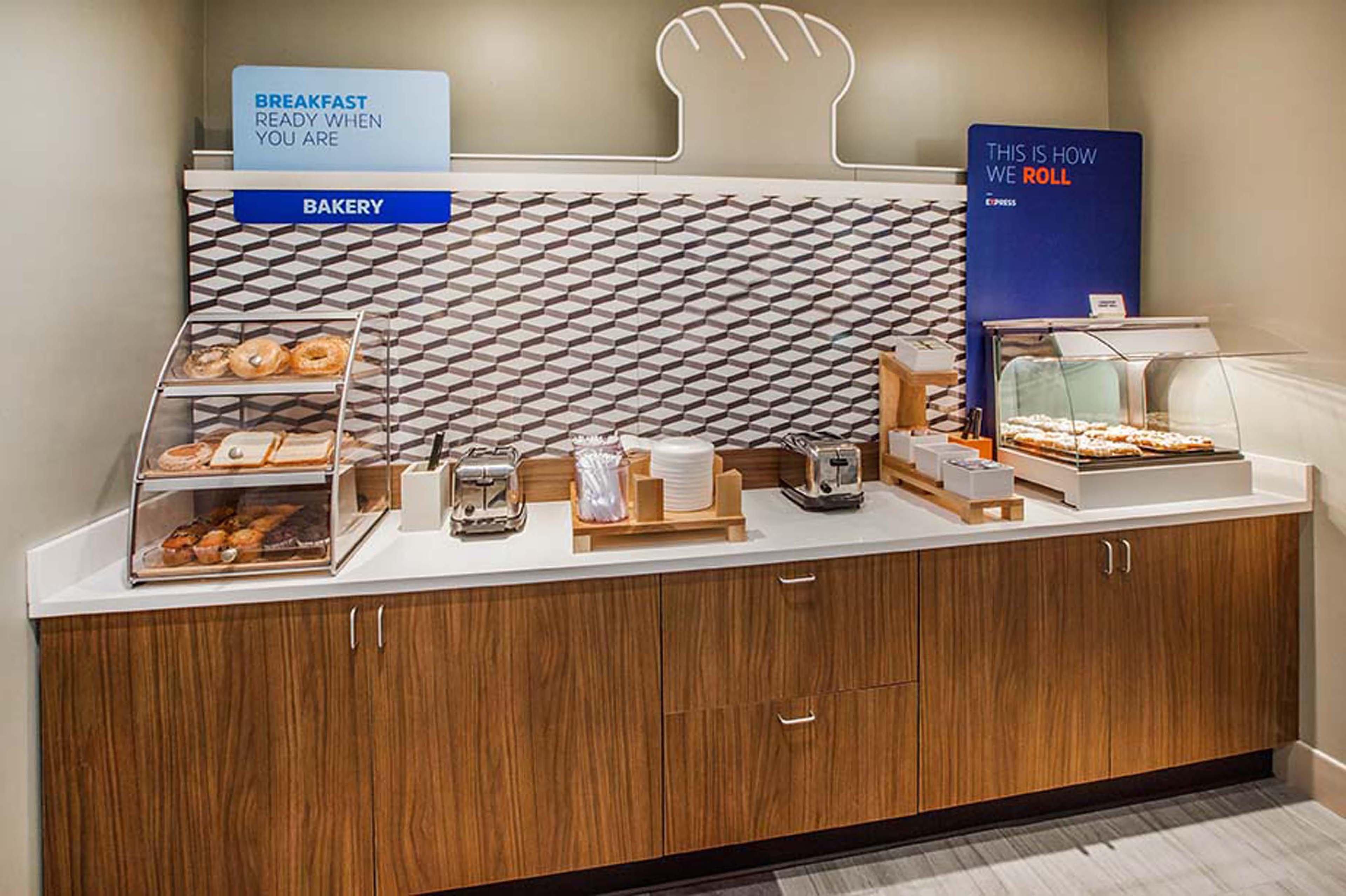 Holiday Inn Express Hotel And Suites Corsicana I-45 By Ihg Exteriör bild