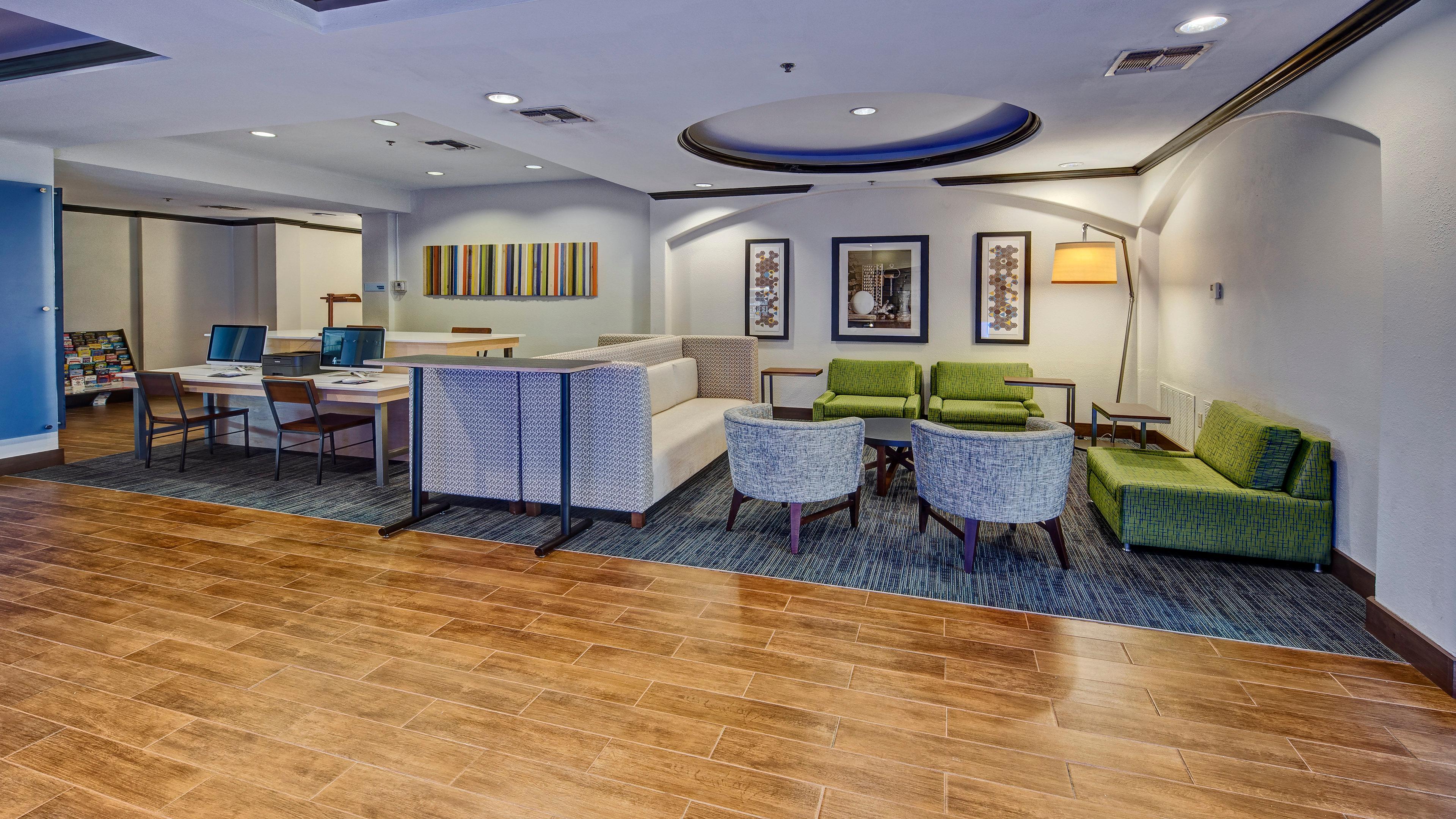 Holiday Inn Express Hotel And Suites Corsicana I-45 By Ihg Exteriör bild