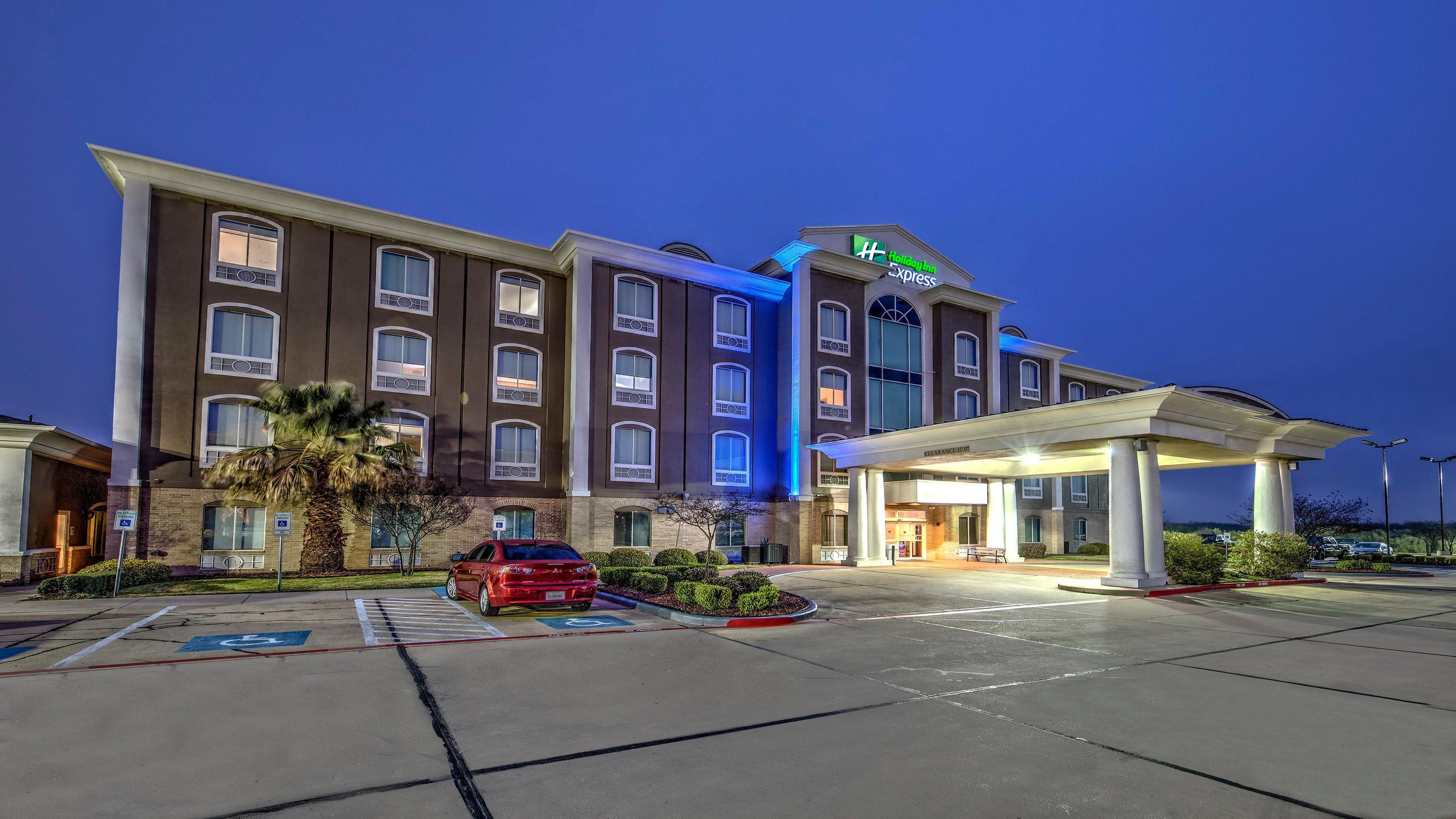 Holiday Inn Express Hotel And Suites Corsicana I-45 By Ihg Exteriör bild