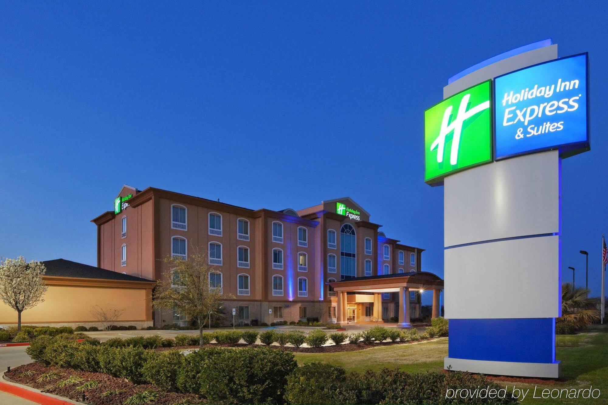 Holiday Inn Express Hotel And Suites Corsicana I-45 By Ihg Exteriör bild