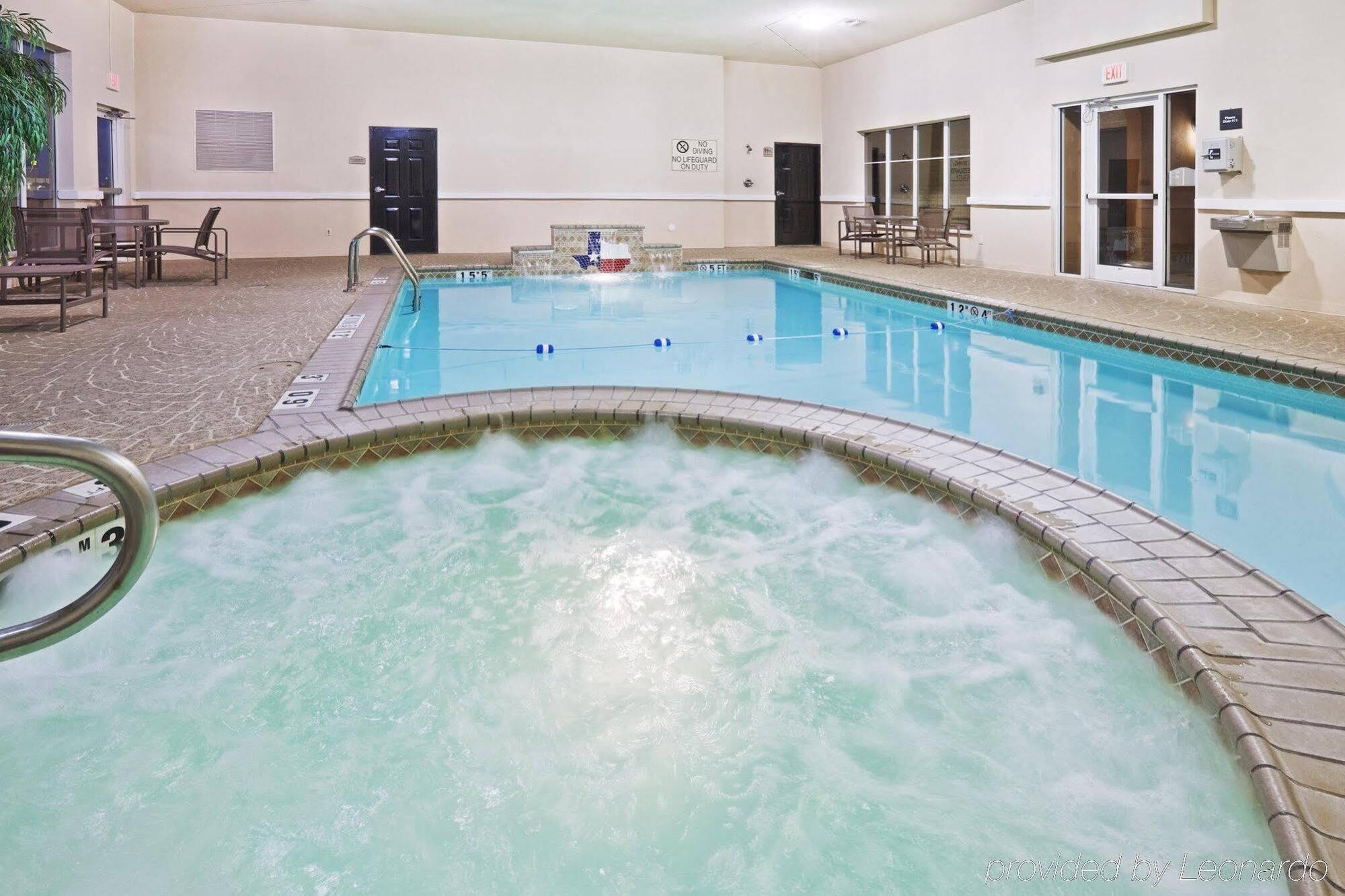 Holiday Inn Express Hotel And Suites Corsicana I-45 By Ihg Exteriör bild