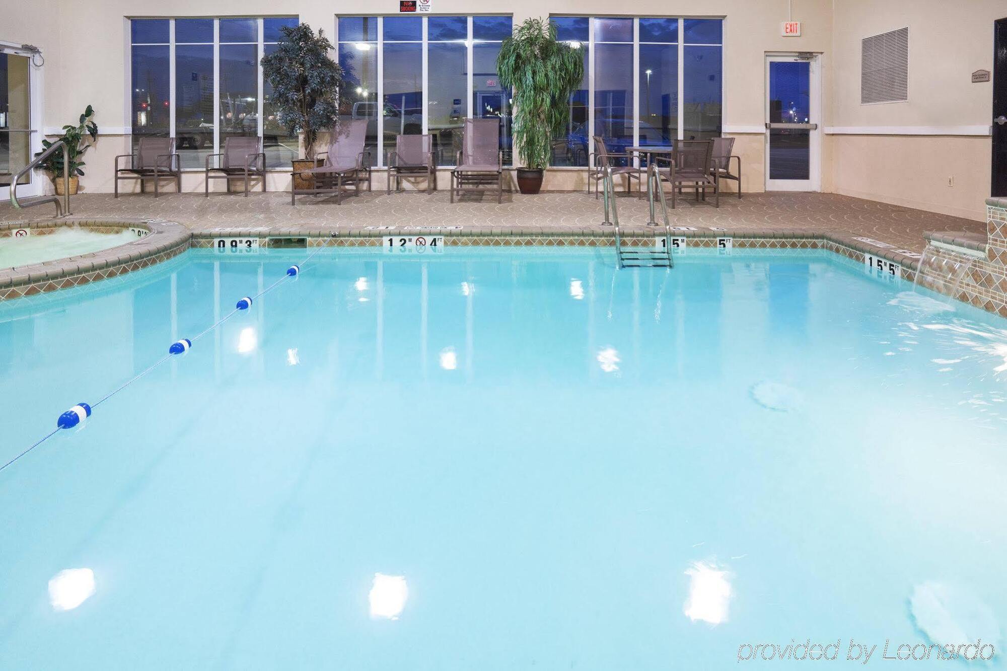 Holiday Inn Express Hotel And Suites Corsicana I-45 By Ihg Exteriör bild